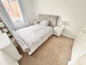 Meadowbank Drive Little Sutton